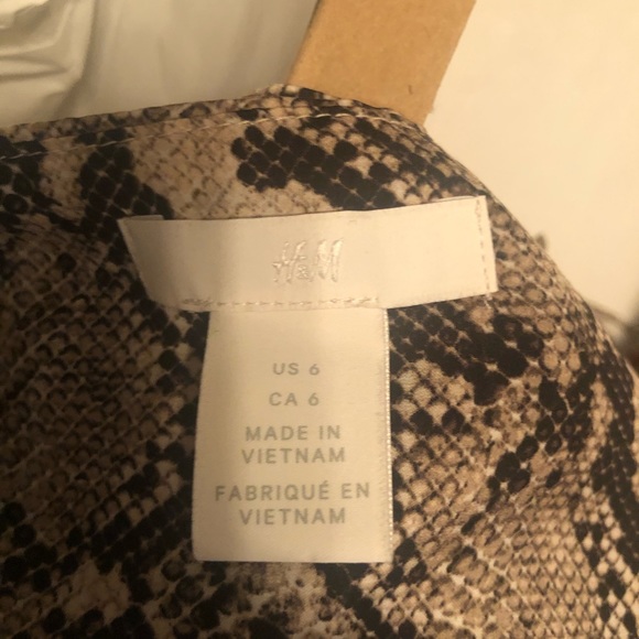 H&M python woven cami - Picture 3 of 3